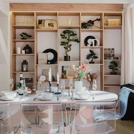 Days - Attic Maisonette With Netflix And Workspace In New Town Prague